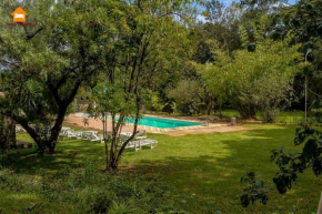 Abby Studio Riverside Apartment with Swimming Pool